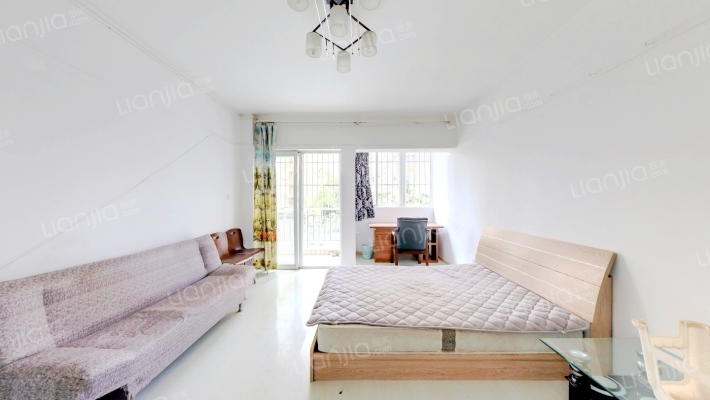 创意英国国际公寓二手房实景图