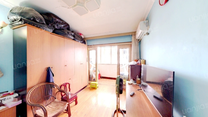 艾南小区二手房实景图