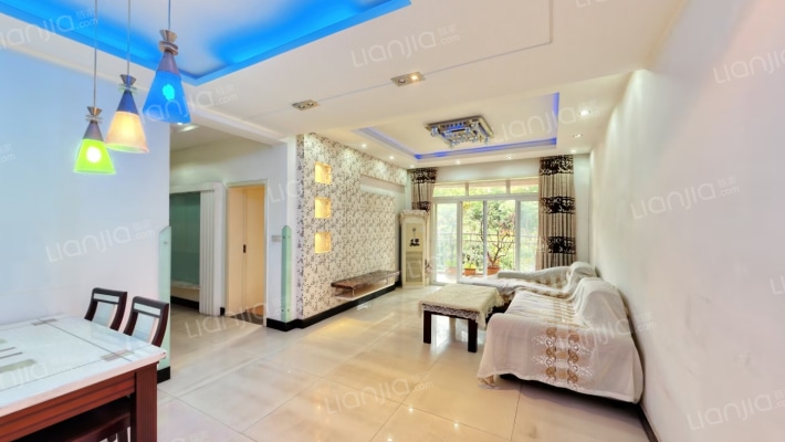 港航家园二手房实景图