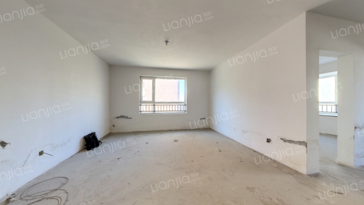 易佳和府二手房实景图