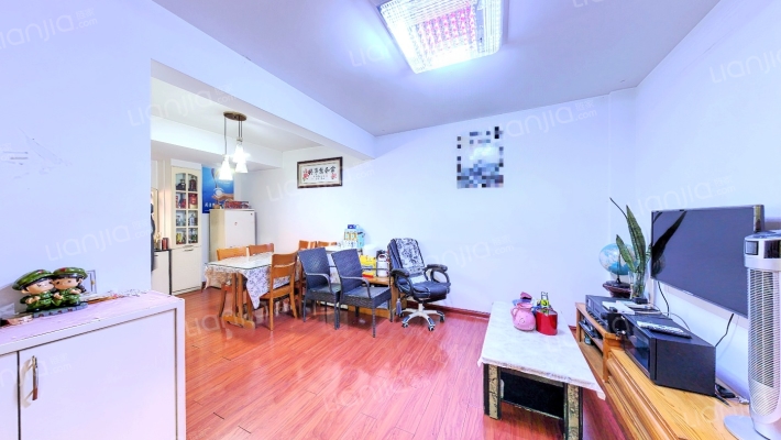 蓝建集团宿舍二手房实景图