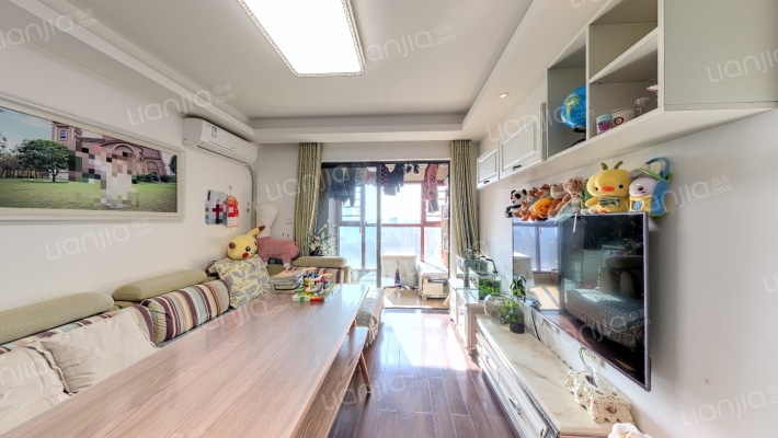 万科里金域国际二手房实景图