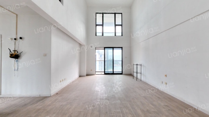 前海丹华二手房实景图