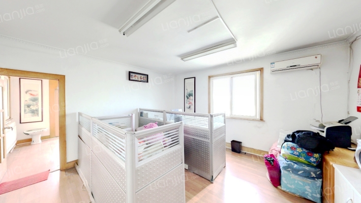 政法公寓一期二手房实景图