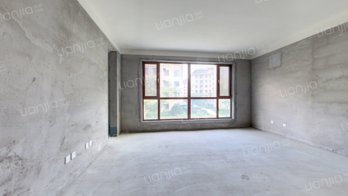 凤华百丽澜庭二手房实景图