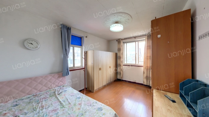 青云路605弄二手房实景图