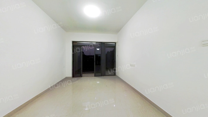 嘉美小镇二手房实景图