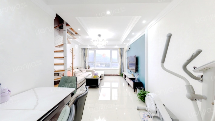 保利罗兰A4区二手房实景图