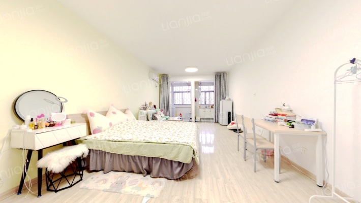 新旅城上东二手房实景图