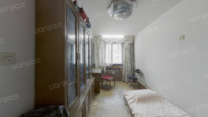 化油器宿舍二手房实景图