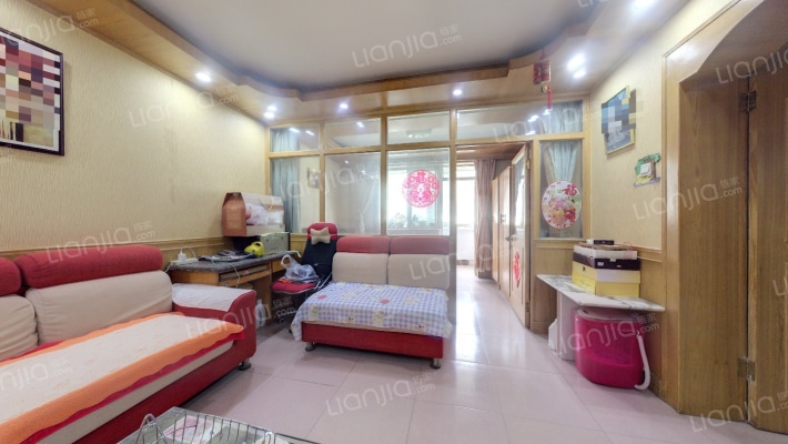 沿湖小区二手房实景图