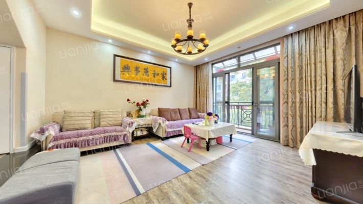 南延线蔚蓝卡地亚二手房实景图