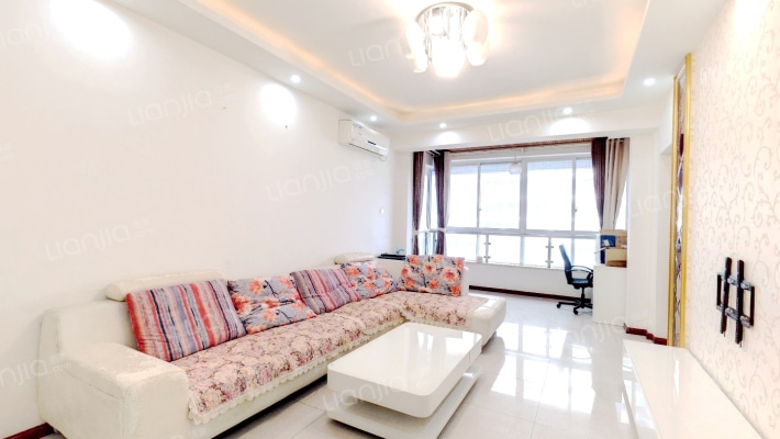 现代城二手房实景图