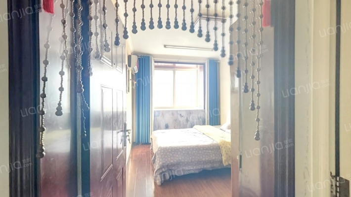 青年易居二手房实景图