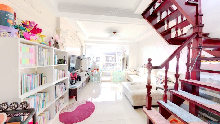 新星帕尔美娜二手房实景图