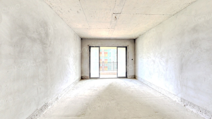 远耀幸福里二手房实景图