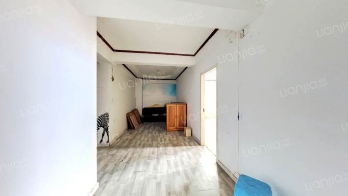 渝亚大厦二手房实景图