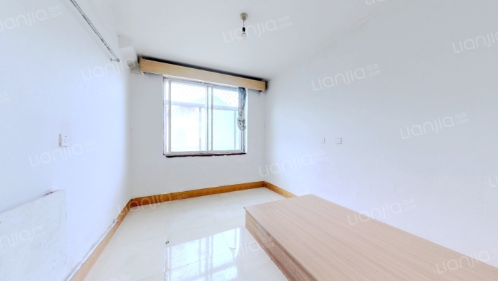 棉纺厂家属楼二手房实景图