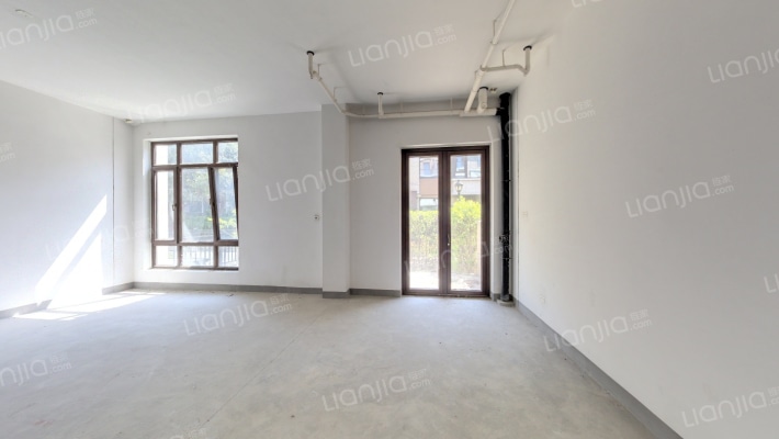 维拉小镇悦山湖南区二手房实景图