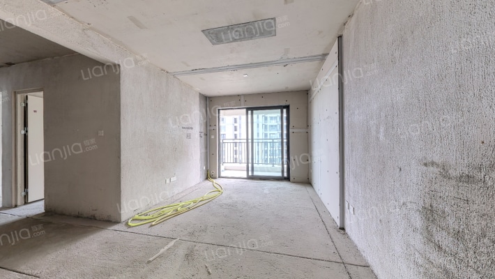 长沙北中心保利时代A区二手房实景图