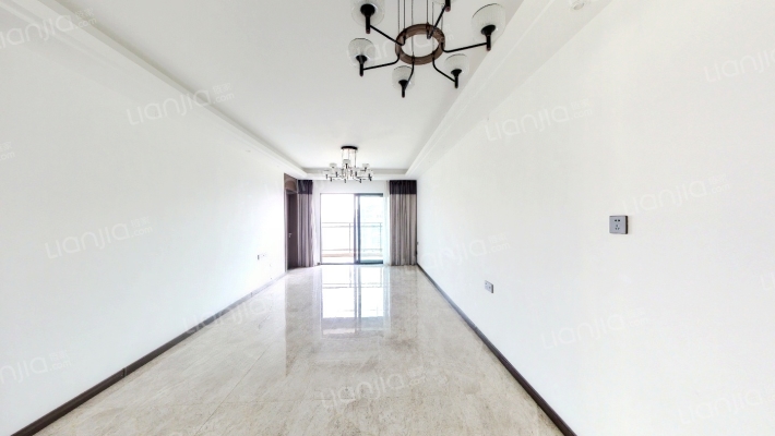 万科中天北宸二手房实景图