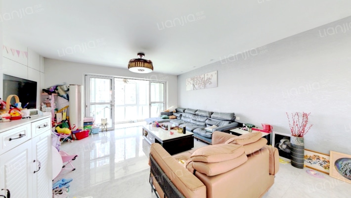 瑞丽花园二手房实景图