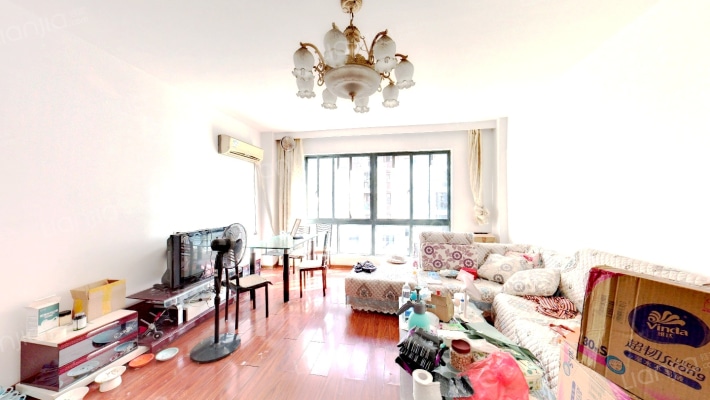 新天地东区二手房实景图