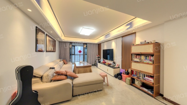 中国铁建金色蓝庭二手房实景图