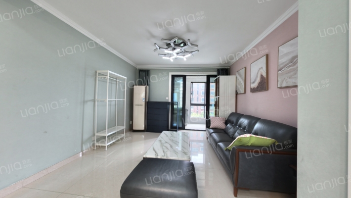 名尚花园二手房实景图