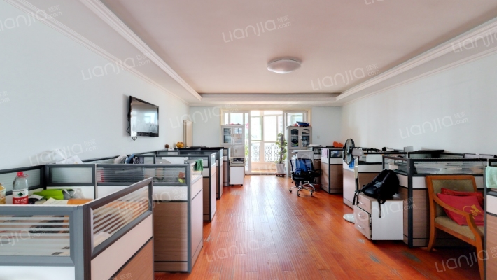 汇融广场二手房实景图