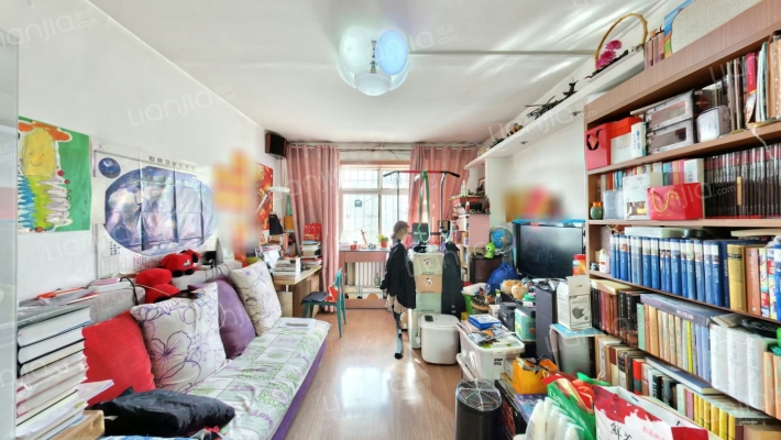 兰州市局家属院（旧大路）二手房实景图