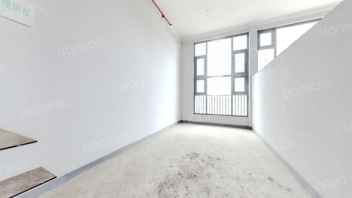 保利越鸿都会广场二手房实景图