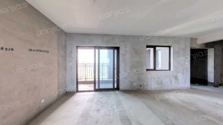 金辉优步湖畔二手房实景图