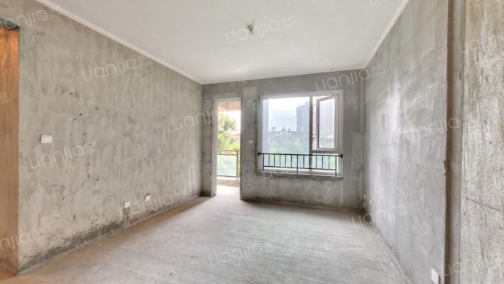 鹭湖宫11区B组团二手房实景图