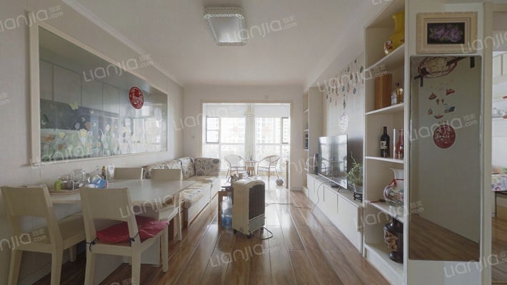 银和怡海国奥天地二手房实景图