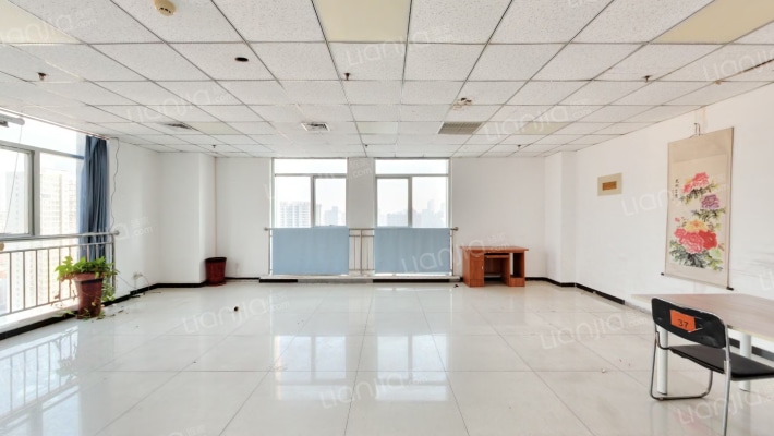 鑫明商务中心二手房实景图