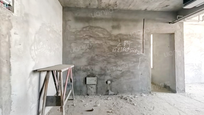 学府春天二手房实景图