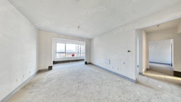 嬴兴嘉园二手房实景图