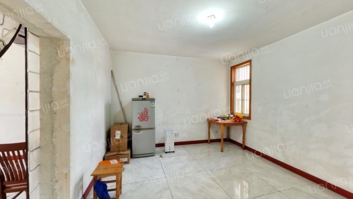 山明水秀家园一期二手房实景图