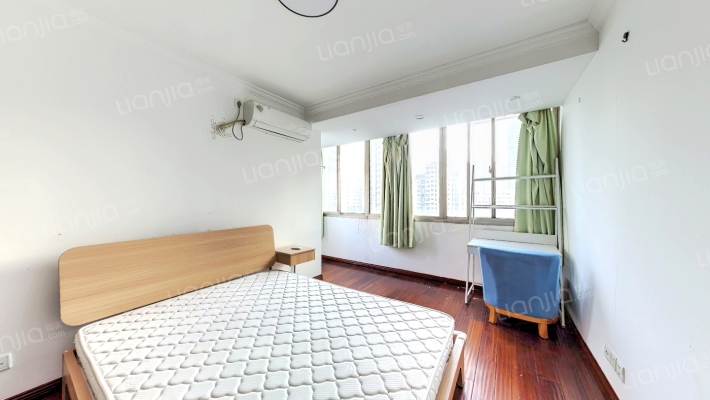 长寿路790号二手房实景图