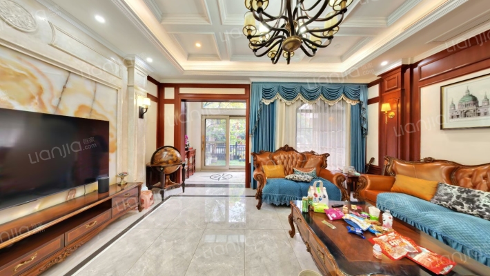 晋愉碧怡林畔二手房实景图