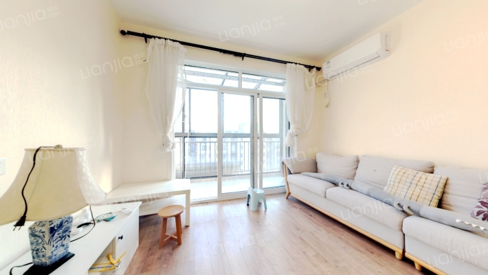 国创青云二手房实景图