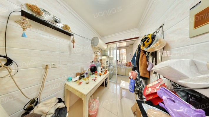 暨阳新村二手房实景图