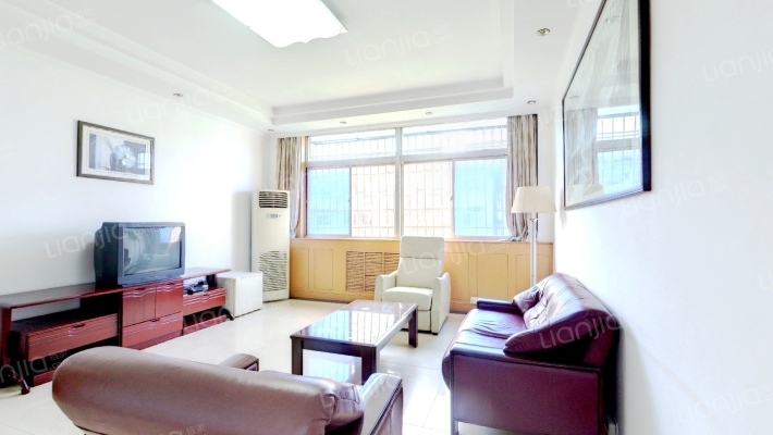 交通物流发展局宿舍二手房实景图