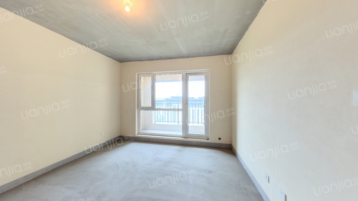 中金泓府一期二手房实景图