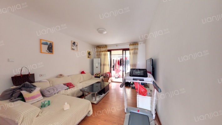 万达临湖苑A区二手房实景图