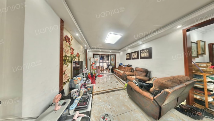 保利麓谷林语C区二手房实景图