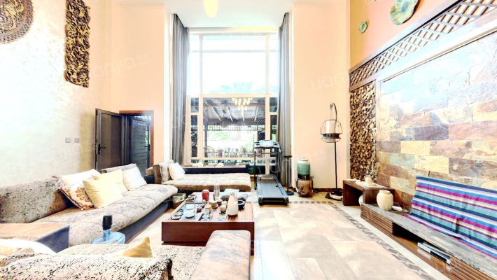 波西米亚花园二手房实景图