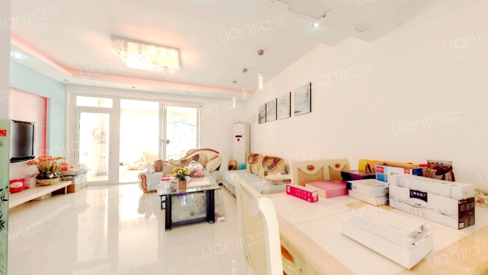 东山国际新城A区二手房实景图