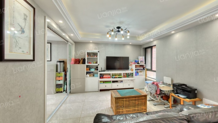 格兰春天三期二手房实景图